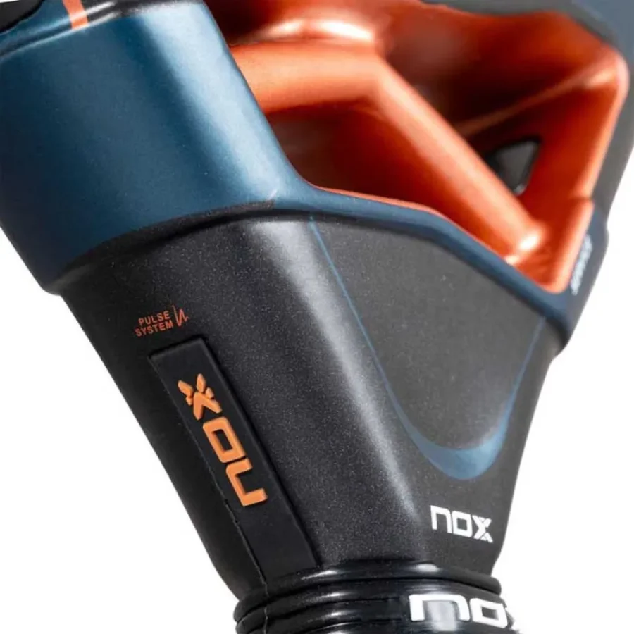 מחבט פאדל Nox AT10 Luxury Genius Attack 18K Alum 2025 By Agustin Tapia