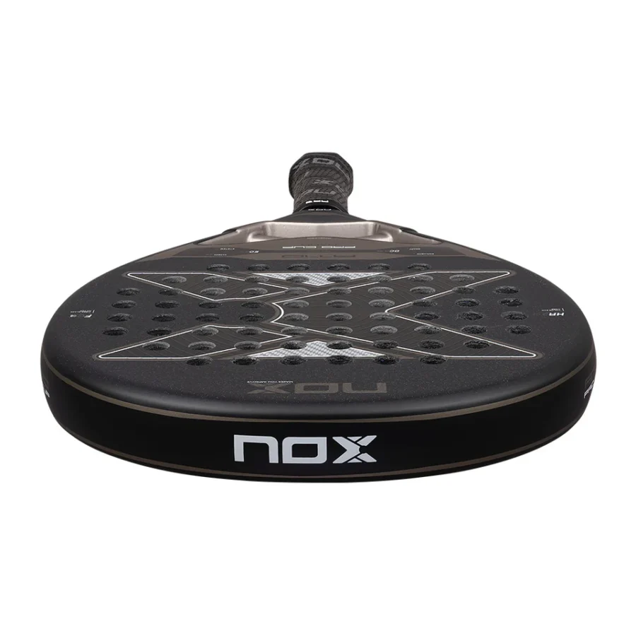 מחבט פאדל Nox AT10 Pro Cup Hard 2026 By Agustin Tapia